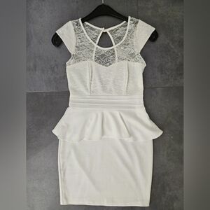 Women's White Sleeveless Mesh Mini Dress